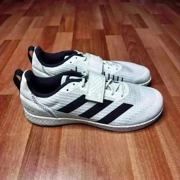 💰HUGE CLEARANCE SALE 💰  Adidas The Total Mens Training Shoes (ID0353) - Picture 10 of 15